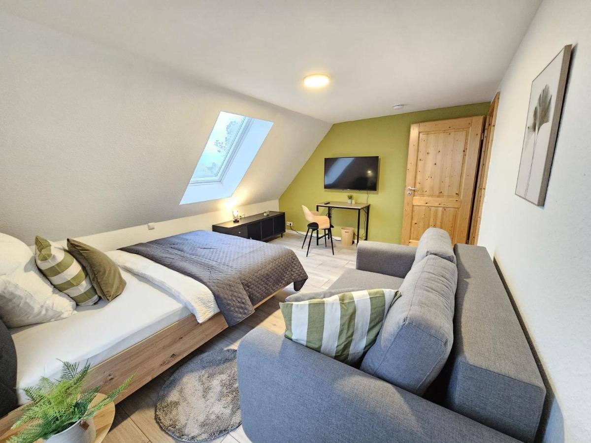 Fewo Am See, Ferienhaus, 7 Schlafzimmer, Waschmaschine, Businesswohnung 萨尔茨吉特 外观 照片