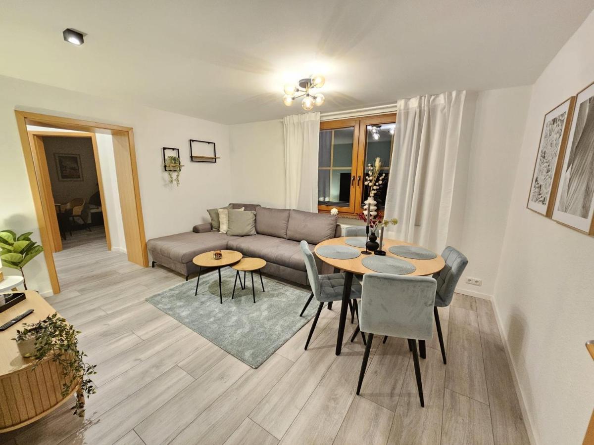 Fewo Am See, Ferienhaus, 7 Schlafzimmer, Waschmaschine, Businesswohnung 萨尔茨吉特 外观 照片